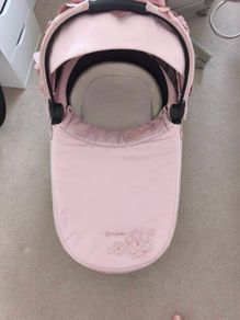 Cybex Priam Lux Carry Cot - Pale Blush