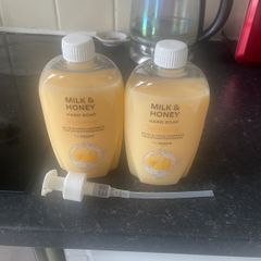 X2 500ml Hand Wash Refills and Pump