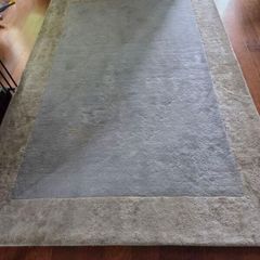 Large Asiatic Ascot Luxury Wool Rug