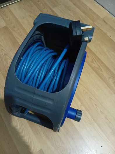 20 metre extension lead/reel