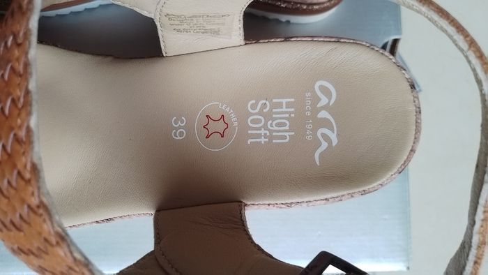 Ara Nappasoft Cognac Sandal