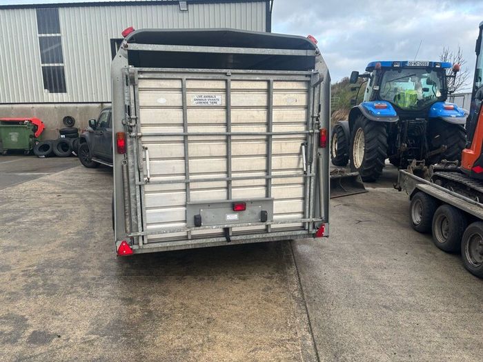 Ivor Williams 12x6 cattle trailer fold up Deck