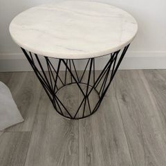 Side table marble