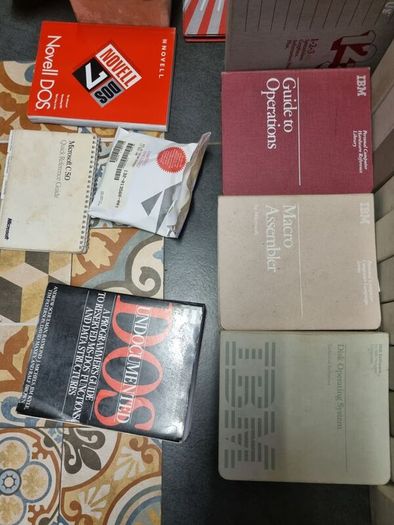 Vintage IBM Microsoft Lotus Novell Software Manuals  Binders Job Lot 1980s 90s