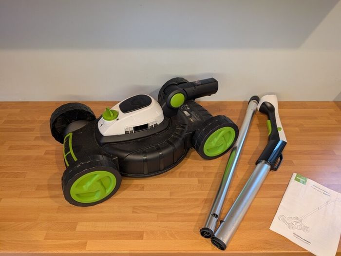 GTECH Battery Lawnmower