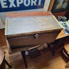 Vintage Shoe Shine box