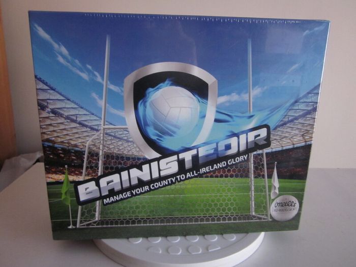 Bainisteoir Board Game New