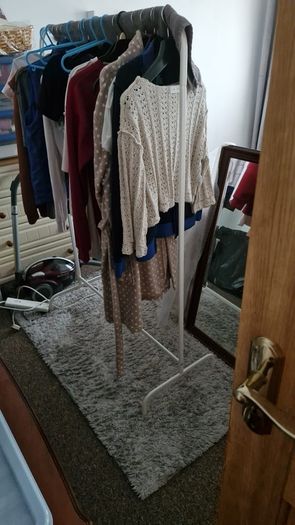 Clothes rail