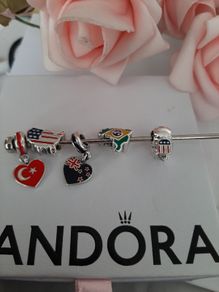 Brand new genuine Pandora country  Charm