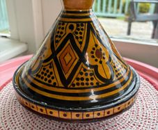 Tagine pot