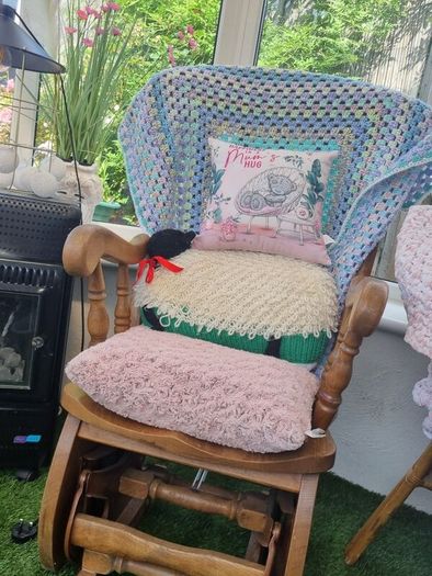 Rocking chair for sale