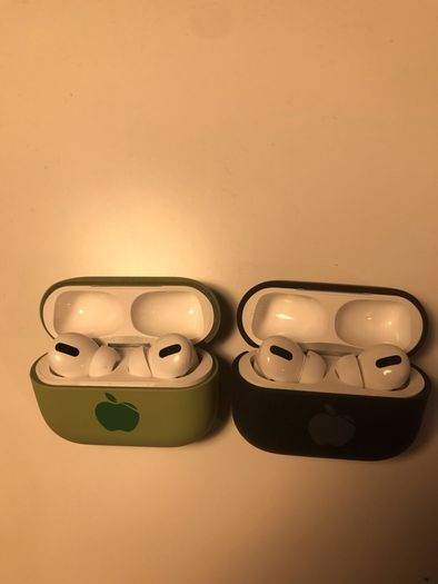 Apple AirPods Pro Case