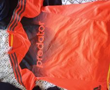 Adidas t-shirt