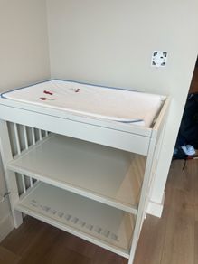 IKEA changing unit