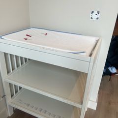 IKEA changing unit