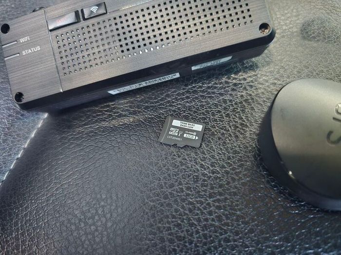 Thinkware Dashcam F200 PRO Front and rear camera