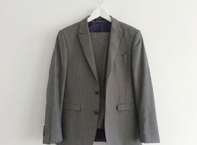Benetti 3 Piece Tapered Silver Suit (40R)