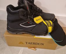 Sefty boots