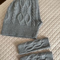 Grey Hood and Gloves Set