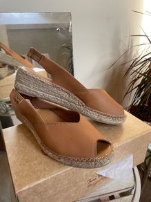 Toni Pons Tan Brown Espadrille Wedge Sandal Shoes