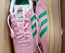 adidas gazelle bold platform trainers pink/green