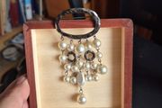 Vintage Brooch Pearls Effect