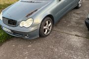 07 Mercedes c180 breaking for parts