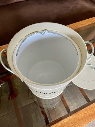 Retro Kitchen Countertop Compost Bin Food Waste Caddy