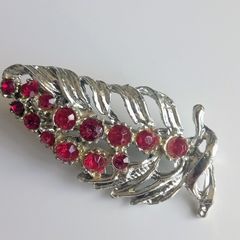 Vintage silver tone red stone brooch pin