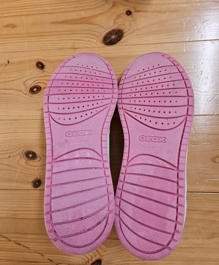 Girls Trainers Size 35