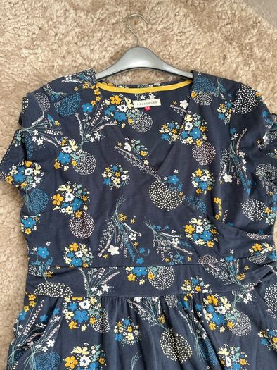 Ladies Brakeburn dress