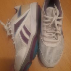 Reebok Moving Air trainers, size 5.5
