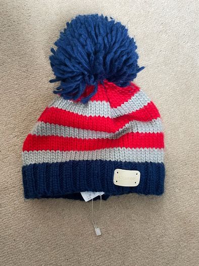 Brand new blade and rose winter striped hat with bobble