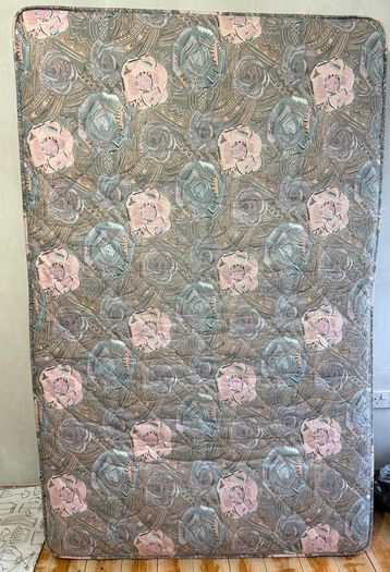 Small Double Mattress - Very Good Condition
