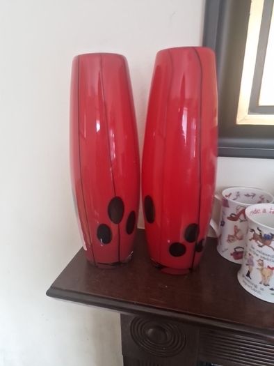 pair vases