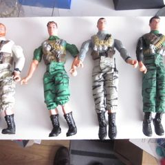 Four Lanard Poseable Combat Army Soldiers, 2003. 11.5''