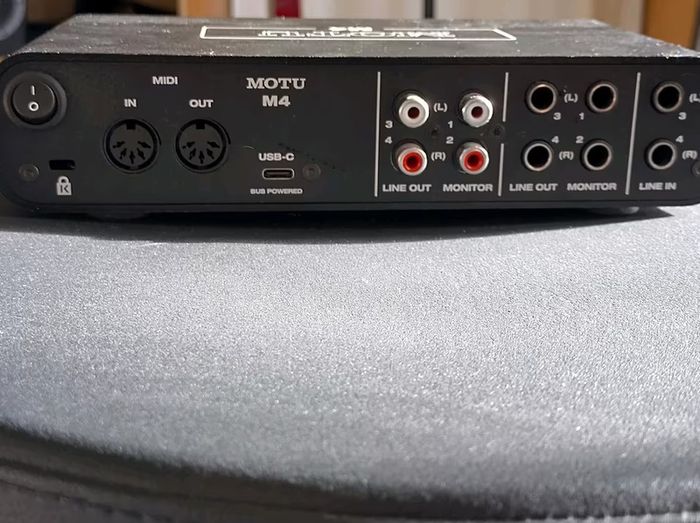 Motu M4
