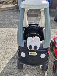 little tikes