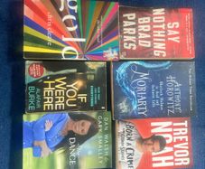 Books /Bestsellers 2euro EACH.