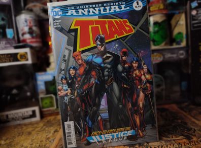 Titans ! Annual ! First Issue ! DC Universe Rebirth ! 2017 ! by DC Comics !