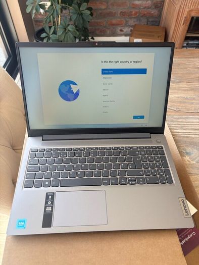 Lenovo 15.6 INTEL 4GB Laptop