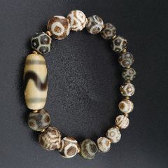 Antique Burmese Pumtek Pyu & Zigzag Pattern Himalayan Agate Bead Bracelet