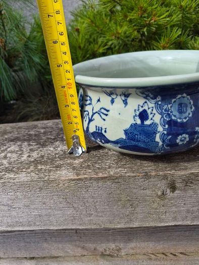 Blue and White Ceramic Chamber pot with handle