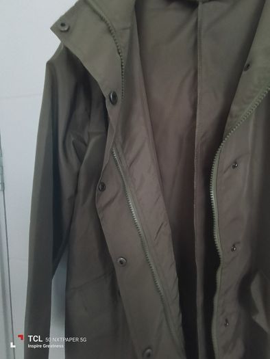 New.women's light rain jacket. Size 14/16