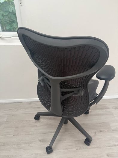 Herman Miller Mirra 2 Office Chair