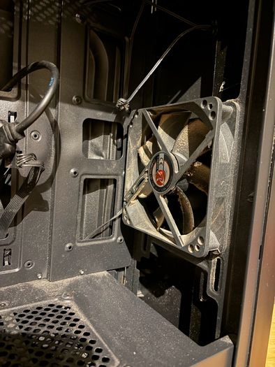Avp Pc Case Read Description For Sale in Lucan, Dublin from Robert Haraszti