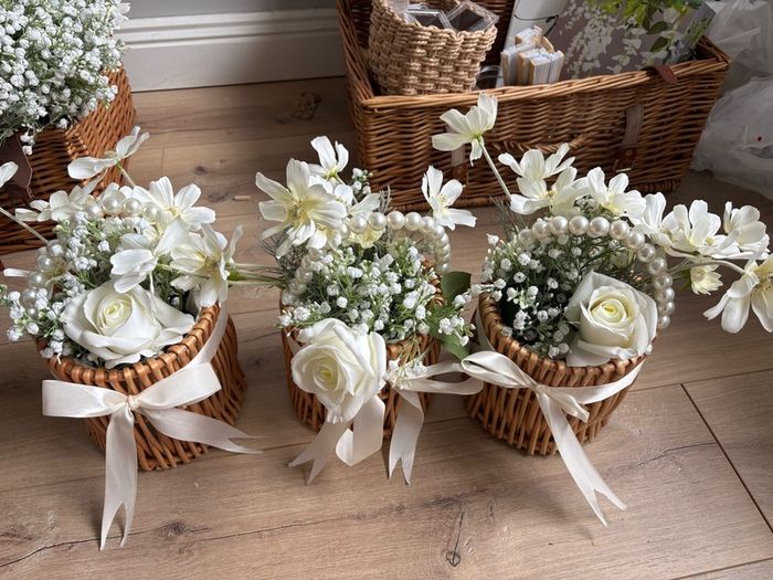 Wedding accessories
