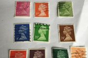 10 Queen Elizabeth II stamps