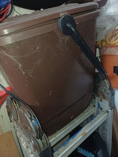 Small compost bin