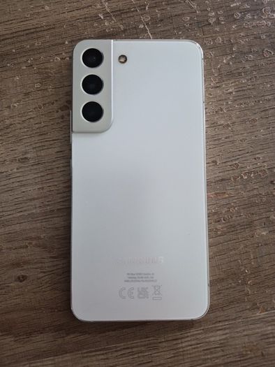 Samaung Galaxy S22